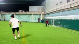 Football kick knocks goalkeeper in the face in Jiangsu, China