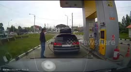 Man ignites vehicle at gas station in Yuzhno-Sakhalinsk, Russia