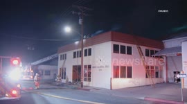 US, Los Angeles: Vernon Building Damaged In Fire