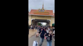 Cambodian workers return home amid border conflict with Thailand