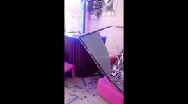Philippines earthquake causes damage inside hair salon