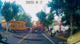 Dozy truck driver knocks over high-pressure hydrant in China