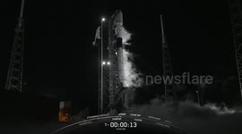 US: SpaceX Starlink Triumph Soars into Orbit