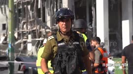 Israel: Lieutenant Colonel Yonatan Raz, commander of the Ganim District, at the scene of the crash in Ramat Gan