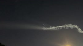 US: SpaceX Launches 26 Starlink Satellites from California 4