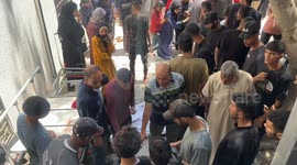 Israeli fire kills 71 more Gazans, including many trying to get food aid