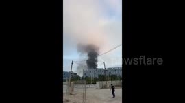 Israel: Fires continue to rage in Beersheba, following the impact of an Iranian missile 2