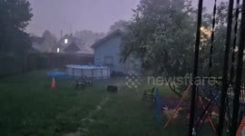 Intense storm with 70 mph winds hits neighborhood in Cleveland, Ohio, USA