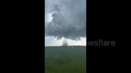 Canada: Huge Tornado Spotted in Oxbow, SK