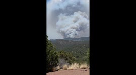 US: Trout Fire Continued to Rage in New Mexico, Evacuation Orders Remain