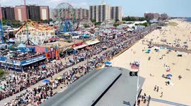 US: Mermaid Parade returns to Coney Island, NYC