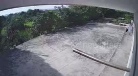 Factory explosion caught on security video in Hunan, China