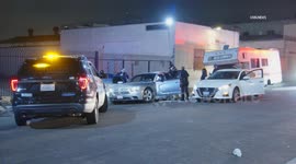US, Los Angeles: Central-Alameda 2 Wounded 1 Dies in Car Shooting