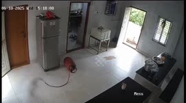 Couple escape unharmed after gas cylinder leak leads to massive explosion