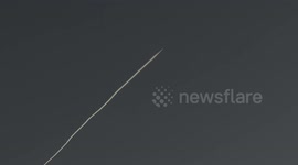 Israel: Missiles seen in Jerusalem sky as Iran launches retaliatory strike (2)