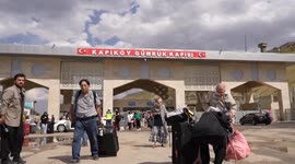 Türkiye: Foreign nationals flee Iran after U.S. airstrikes