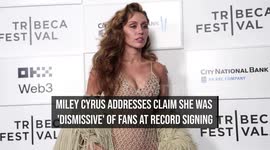 Miley Cyrus addresses claim she was 'dismissive' of fans at record signing