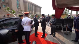 Kyrgyzstan: Kyrgyz President meets Malaysian PM, business leaders to promote investment in key sectors