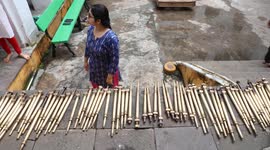 India: Artisans Build Traditional Rath in Kolkata 2