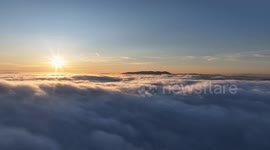 US: Sutro Tower pierces San Francisco fog in striking drone footage