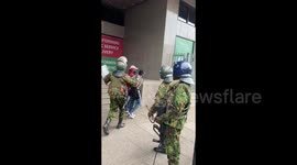 Kenya: Police Attempt to Detain Two Girls During Kenya Protests