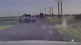 US: Ten Crammed In Stolen Truck As Smuggler Leads High Speed Chase In Texas