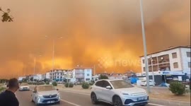 Turkey: Wildfires Sweep Through Izmir, Disrupting Flights