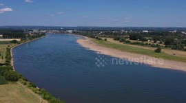 Germany: Low water levels on Rhine strain German freight transport (2)
