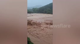 Flash floods damage hundreds of homes in northern Thailand