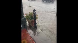 US: Strong Winds, Heavy Rain Lash Philadelphia Region 2