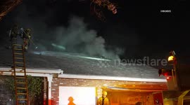 US, Los Angeles: Northridge Structure Fire