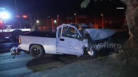 US, Los Angeles: Pacoima Truck Slams Into Light Pole Driver Transported to Hospital