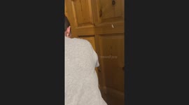 Man's priceless reaction to thinking there was a spider in the bag of chips was captured.