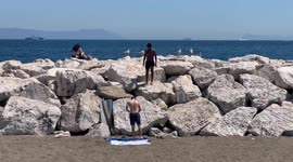 Italy: Italy faces extended heat wave, temperatures exceed 35°C