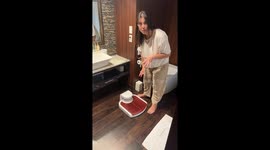 Mystery hotel device turns out to be genius Japanese clever cooling hack