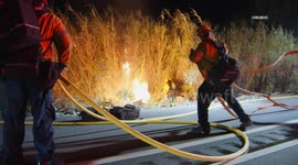 US, Los Angeles: Piru Sharp Wildfire Breaks Out Overnight
