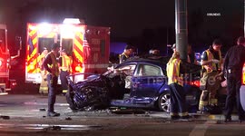 US, Phoenix: Phoenix McDowell Road Extrication Crash