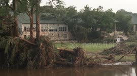 US: Texas community reels from deadly floods