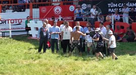 Türkiye: Orhan Okulu wins title at '664th Kirkpinar Oil Wrestling Tournament' in Türkiye