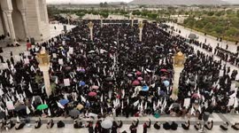 Yemen: Thousands in Sanaa commemorate martyrdom of Imam al-Hussein (2)