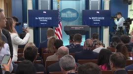 US: Trump signs executive order to extend tariff deadline to Aug. 1