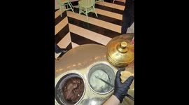 Funny Turkish Ice Cream Vendor Tricks Police Officer in Los Angeles