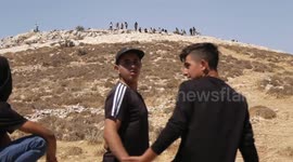 Several injured as illegal Israeli settlers attack Palestinian town in occupied West Bank