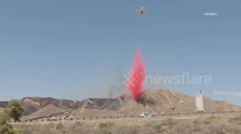 US, Los Angeles: Santa Clarita Bert Wildfire Part 2