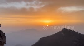 Sunrise on Baishi Mountain