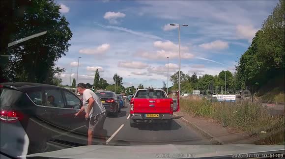 Furious driver attempts to rip open motorist's door in road rage encounter in Leeds