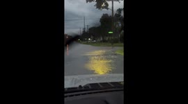US: Heavy Rain Floods Nebraska Roads, Prompts Weather Alerts