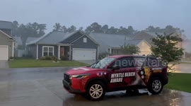 US: Powerful thunderstorm hits Myrtle Beach