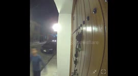 Doorbell prank fails after kids spot camera in Parras de la Fuente, Coahuila, Mexico