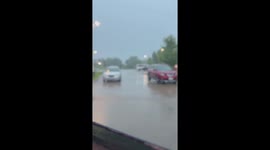 US: Severe Weather Brings Heavy Rain, Causing Flash Flooding in Iowa